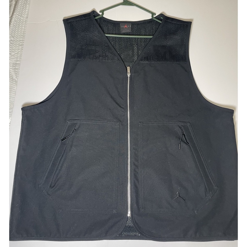 Jordan x Nike Air Essentials Utility Mesh Black Zip Vest Men Size L HF9327-010